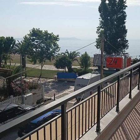 Appartamento Kleanthis Blue Vrasná Esterno foto