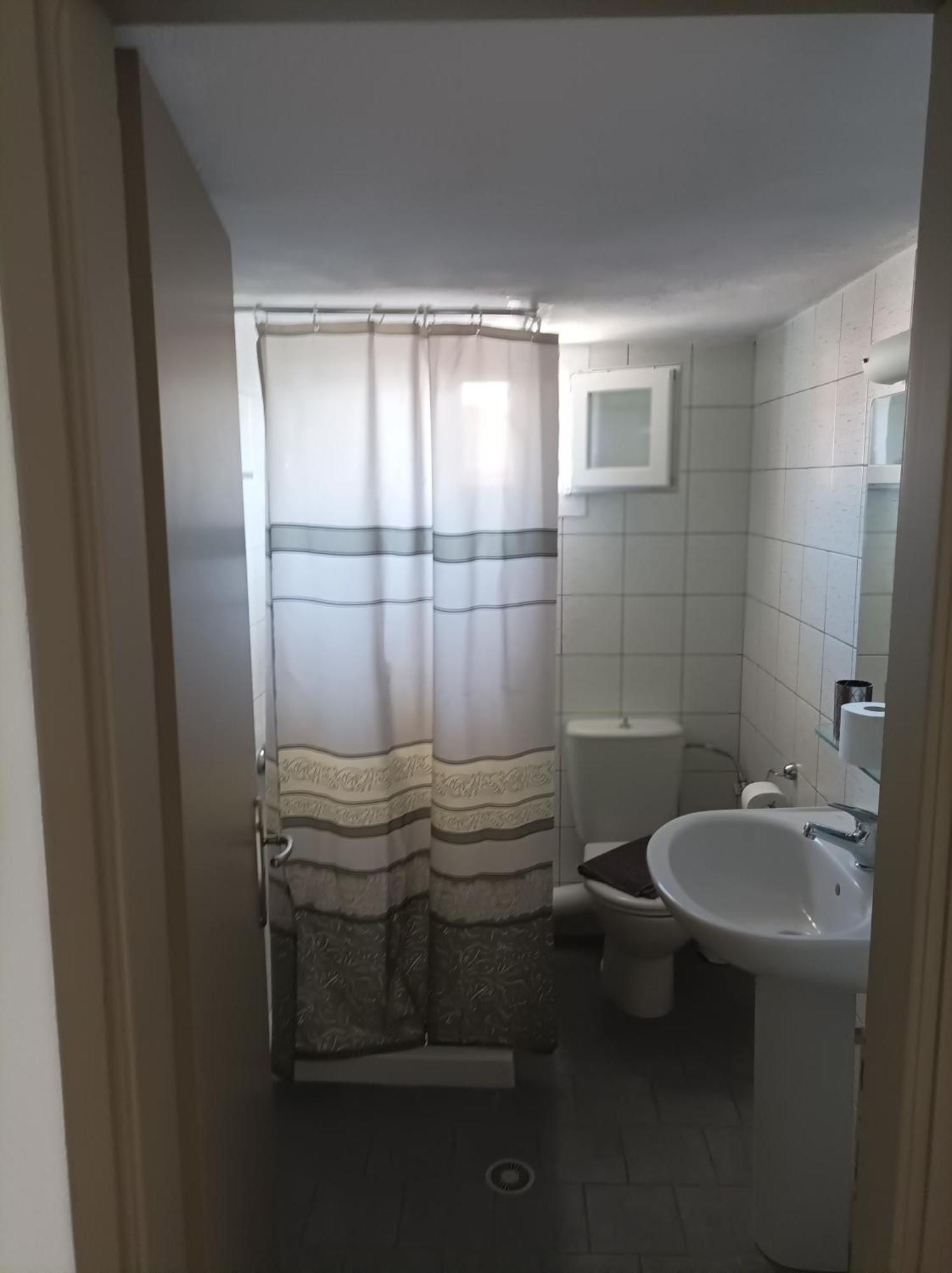 Appartamento Kleanthis Blue Vrasná Esterno foto