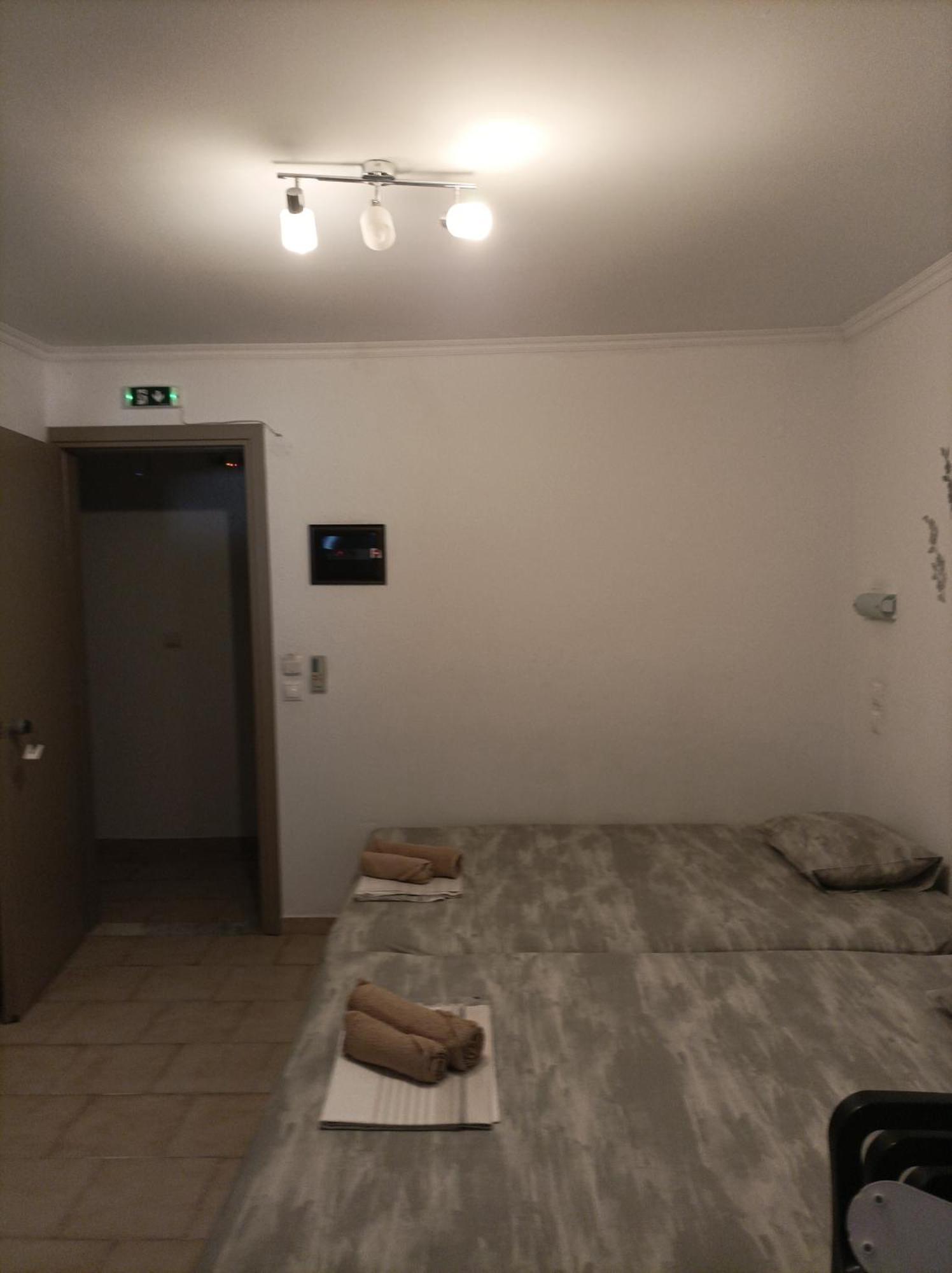 Appartamento Kleanthis Blue Vrasná Esterno foto